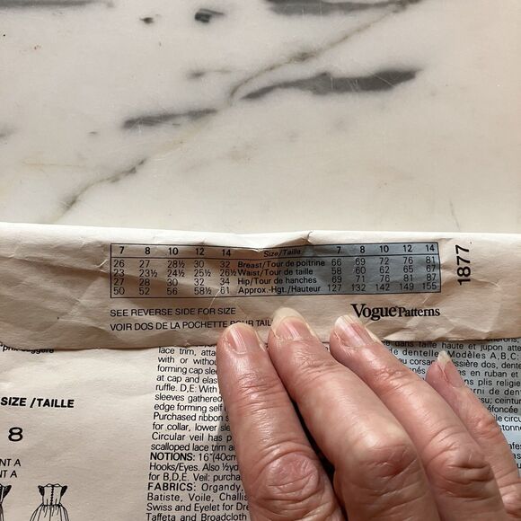 Vintage Little Vogue Girls' Dress & Veil Pattern #1877 Size 8 CUT Vintage - Picture 5 of 11